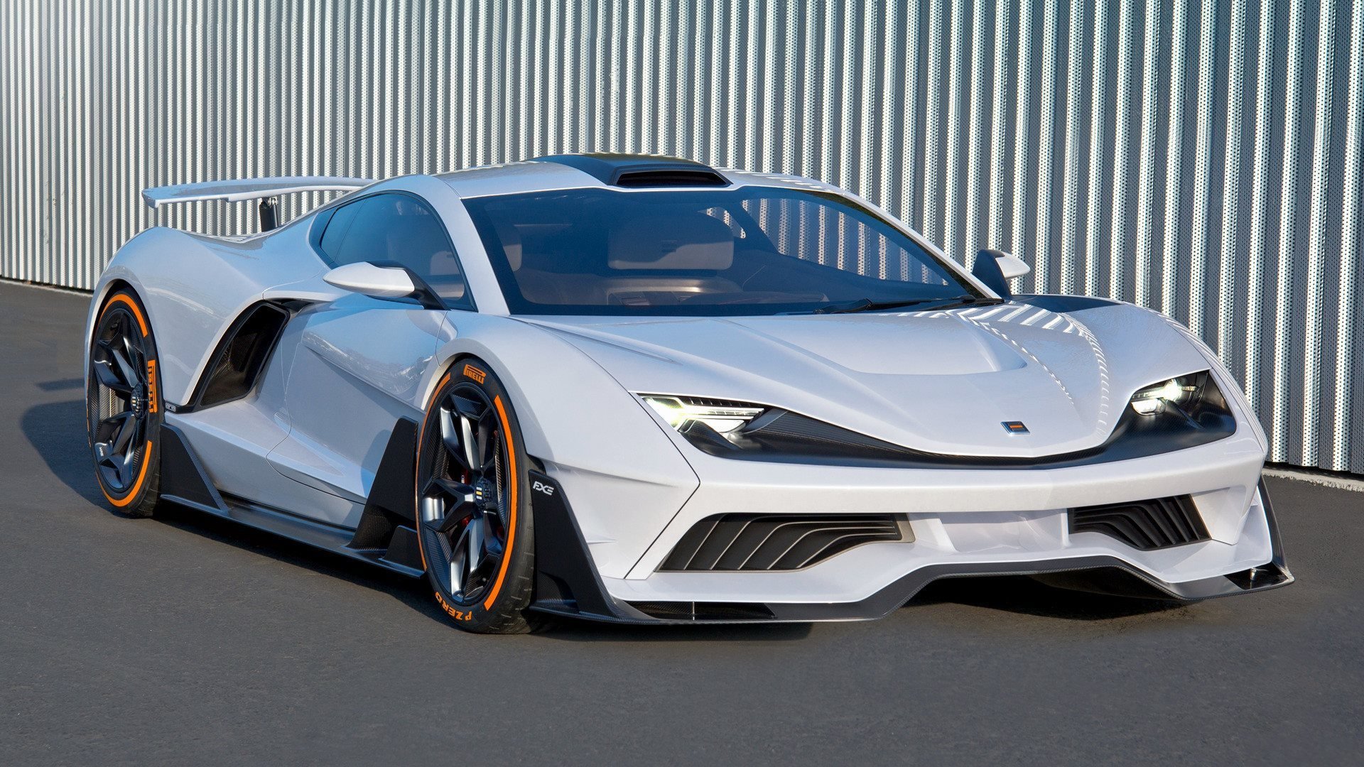 生死烈火淬真金，贝恩寒光出鞘定广厦