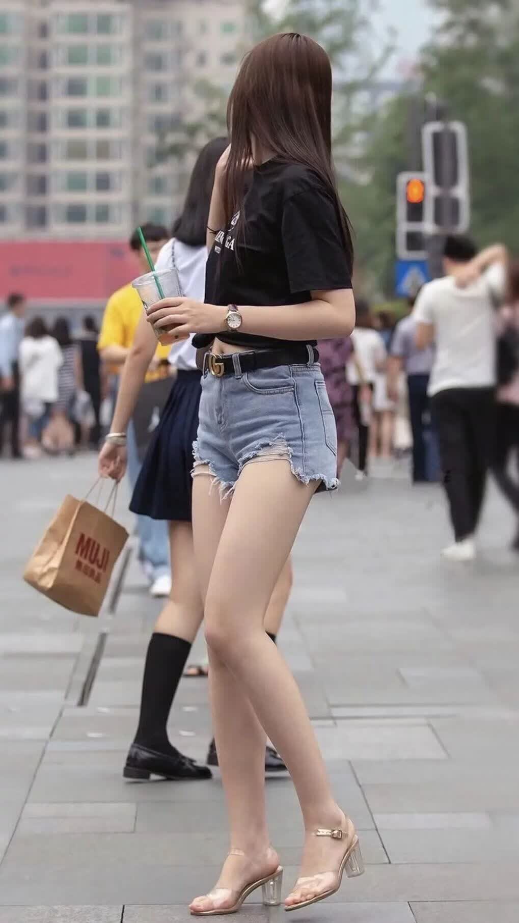 唯一的B组，当加纳的青春风暴，撕裂了托纳利孤独的王座